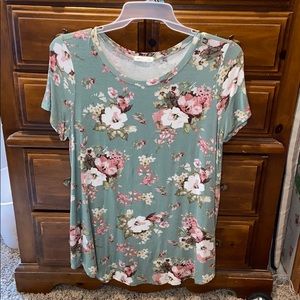 Green floral tunic size 1X